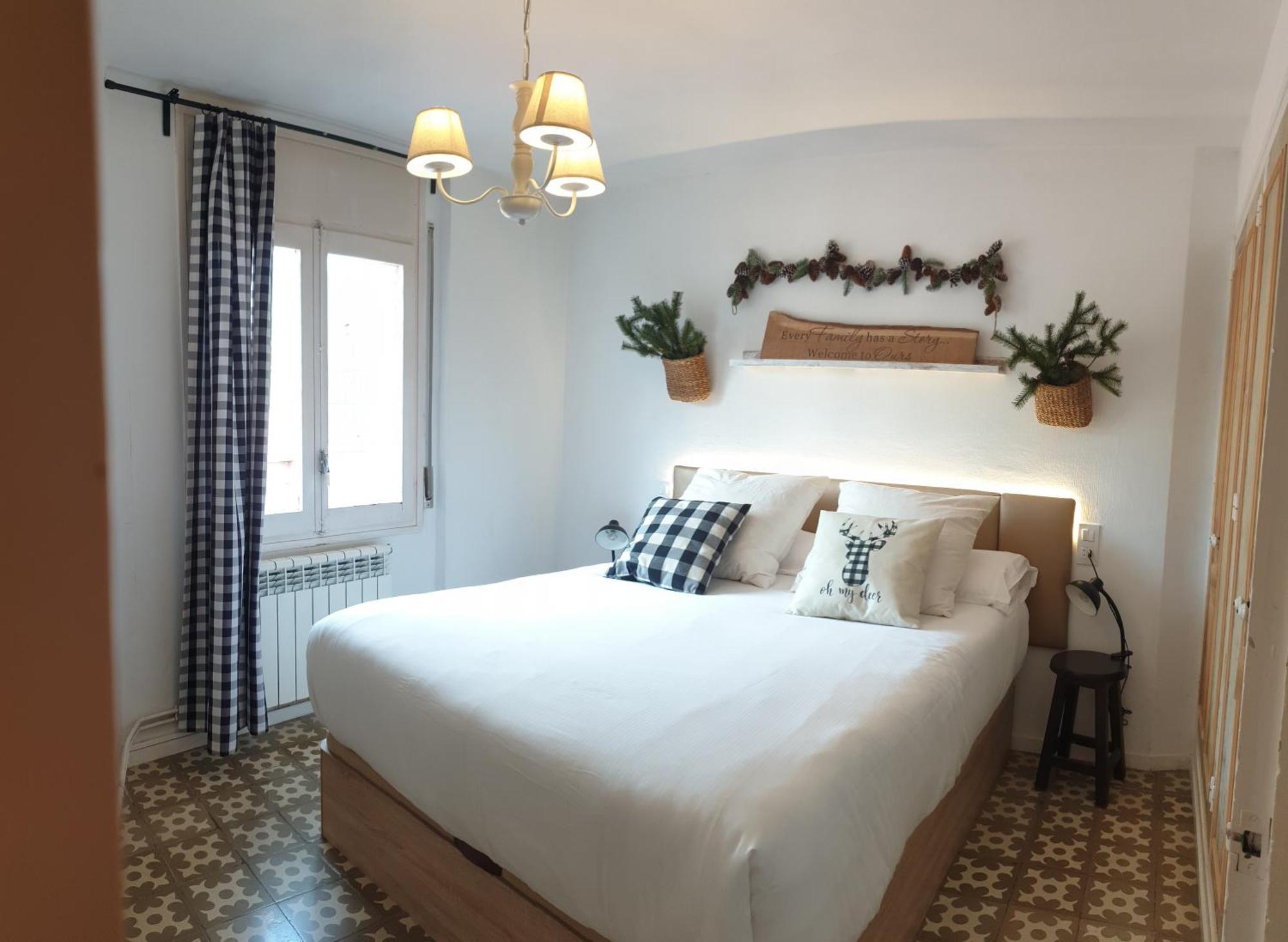 Casa Lola - Terraza Panoramica En El Centro Del Pueblo Διαμέρισμα Sant Joan de les Abadesses Εξωτερικό φωτογραφία